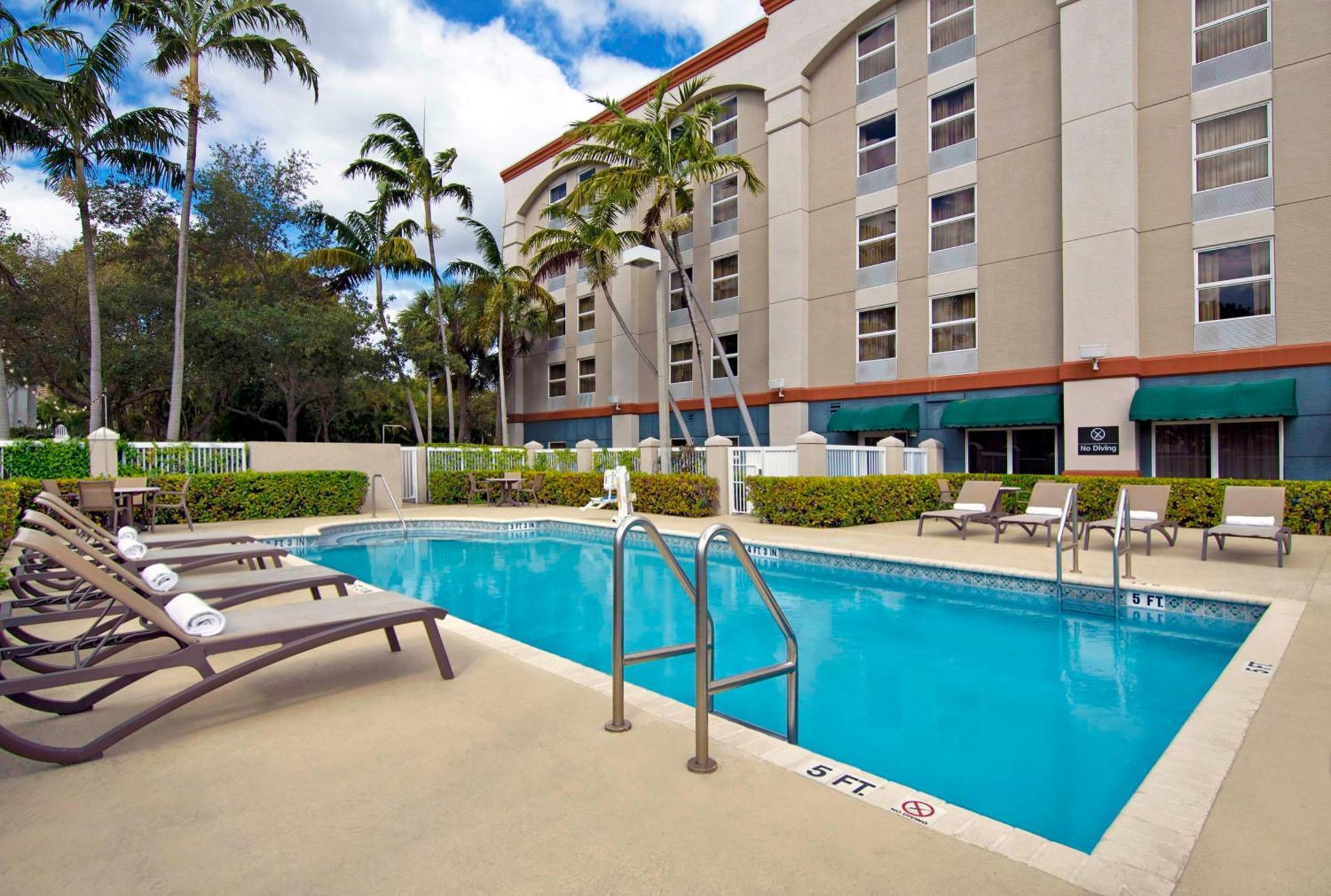 Hampton Inn Ft Lauderdale Airport North Cruise Port Fort Lauderdale Luaran gambar